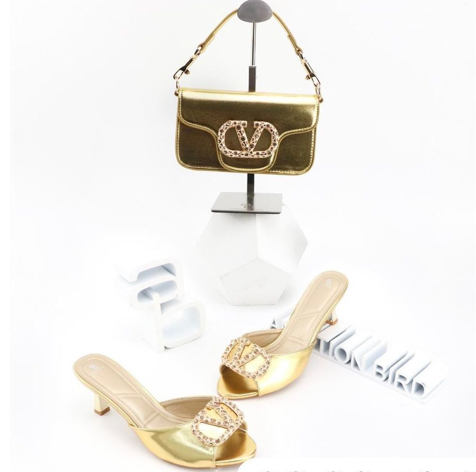Chaussures Femme — Modèle 28