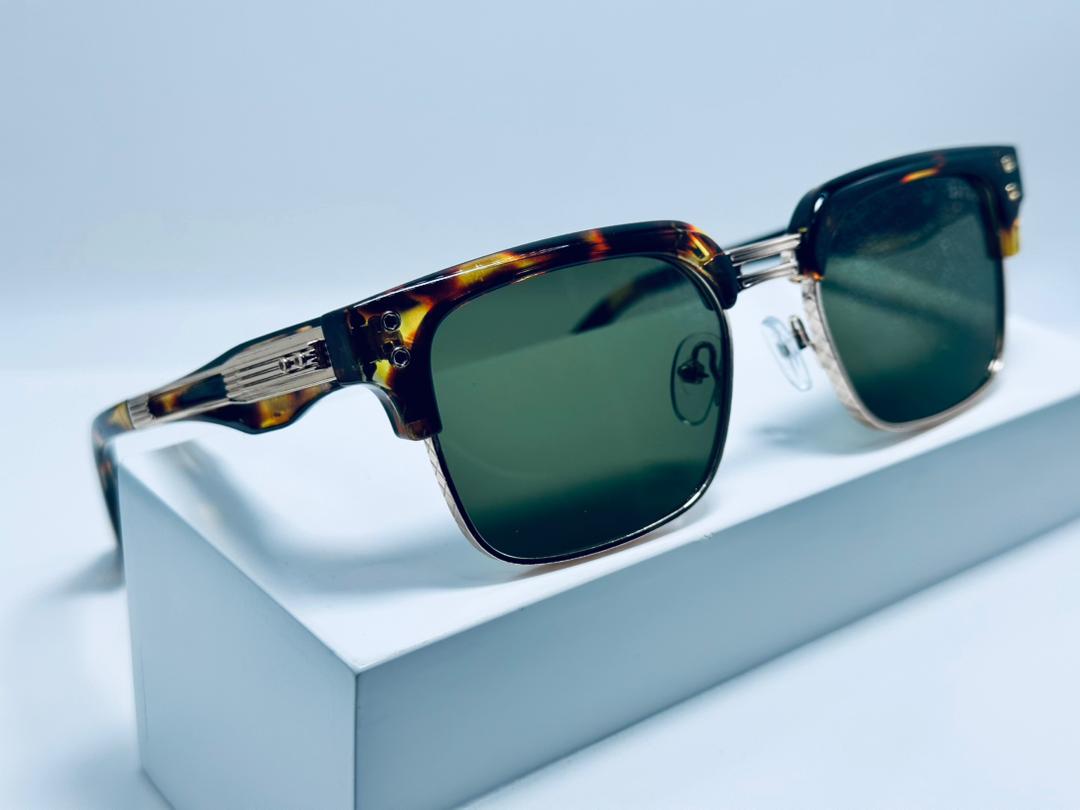 Lunettes — Modèle 05